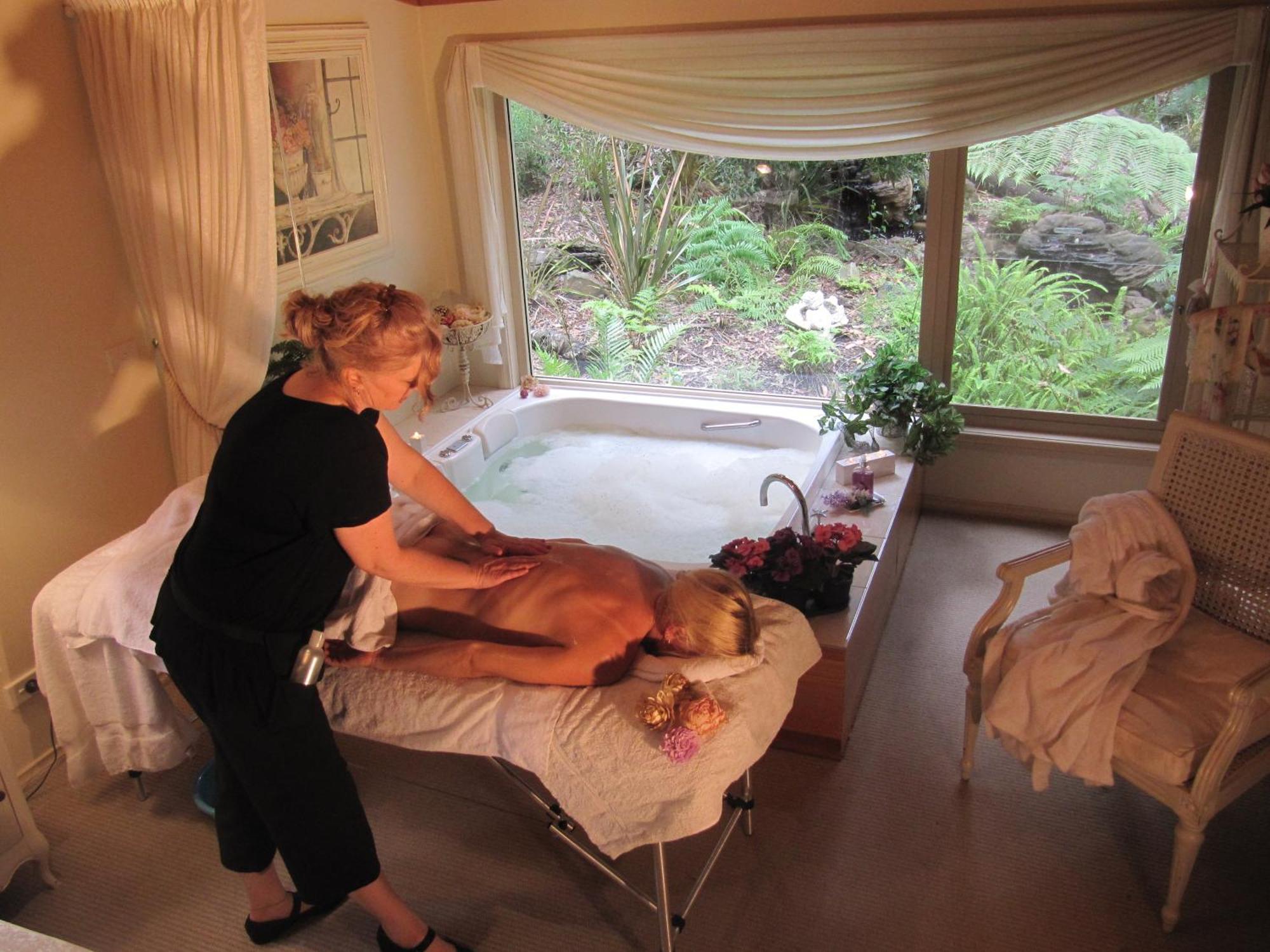 Myers Creek Cascades Luxury Cottages Хийлсвил Екстериор снимка